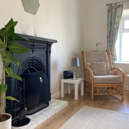 Annie's On The Corner Donegal Town